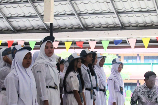 SMA KARTINI (10) SMA KARTINI (10)