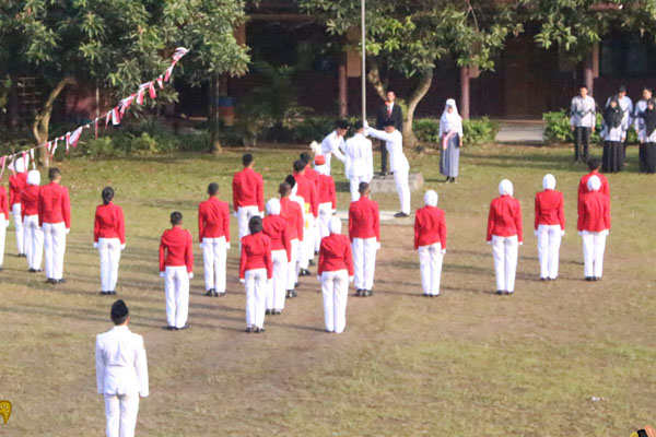 SMA KARTINI (6) SMA KARTINI (6)