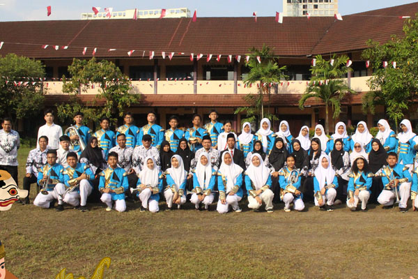 SMA KARTINI (8) SMA KARTINI (8)